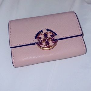 Tory Burch mini killer wallet